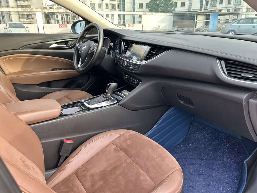 Buick Regal 2019 — фото 14