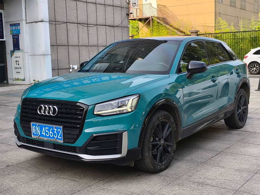 Audi Q2L 2018