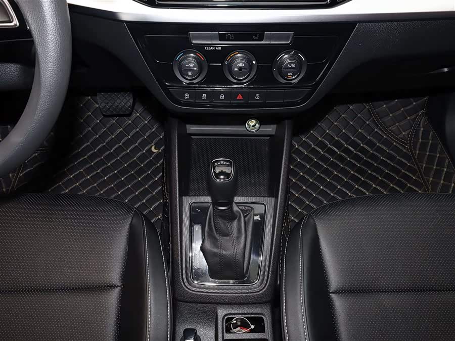 Skoda Kamiq 2023 — фото 13