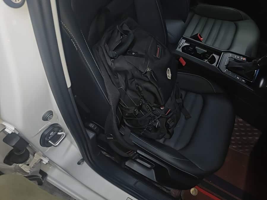 Volkswagen Lamando 2021 — фото 25