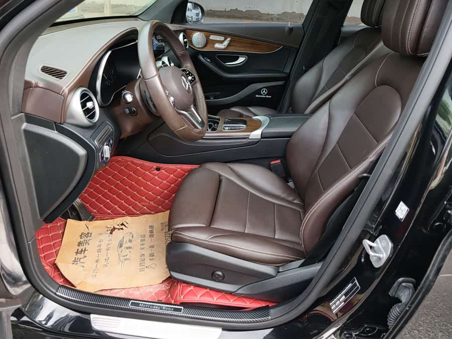 Mercedes-Benz GLC 2021