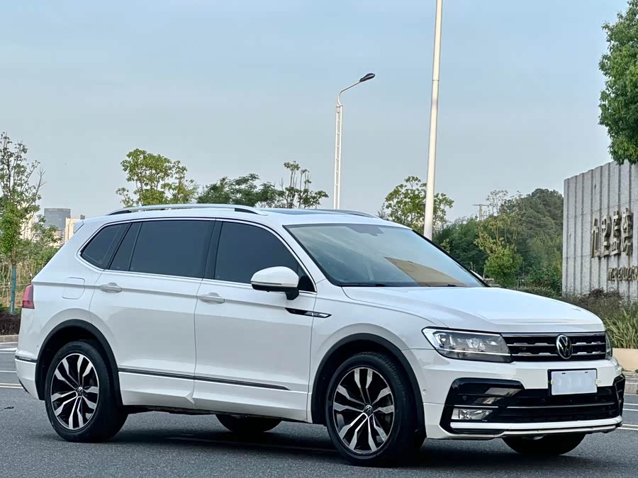 Volkswagen Tiguan L 2021