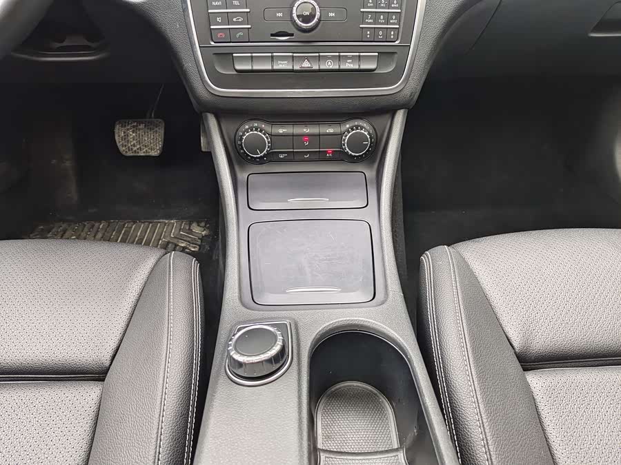 Mercedes-Benz GLA 2016 — фото 16