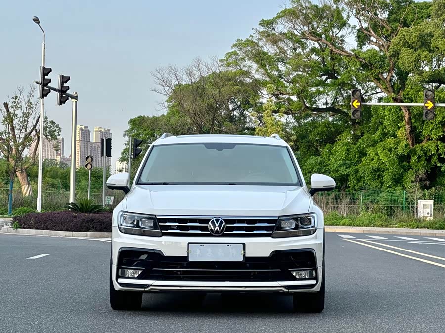 Volkswagen Tiguan L 2021