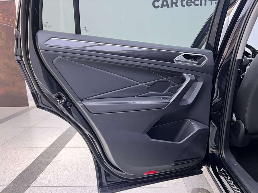Volkswagen Tiguan L 2023