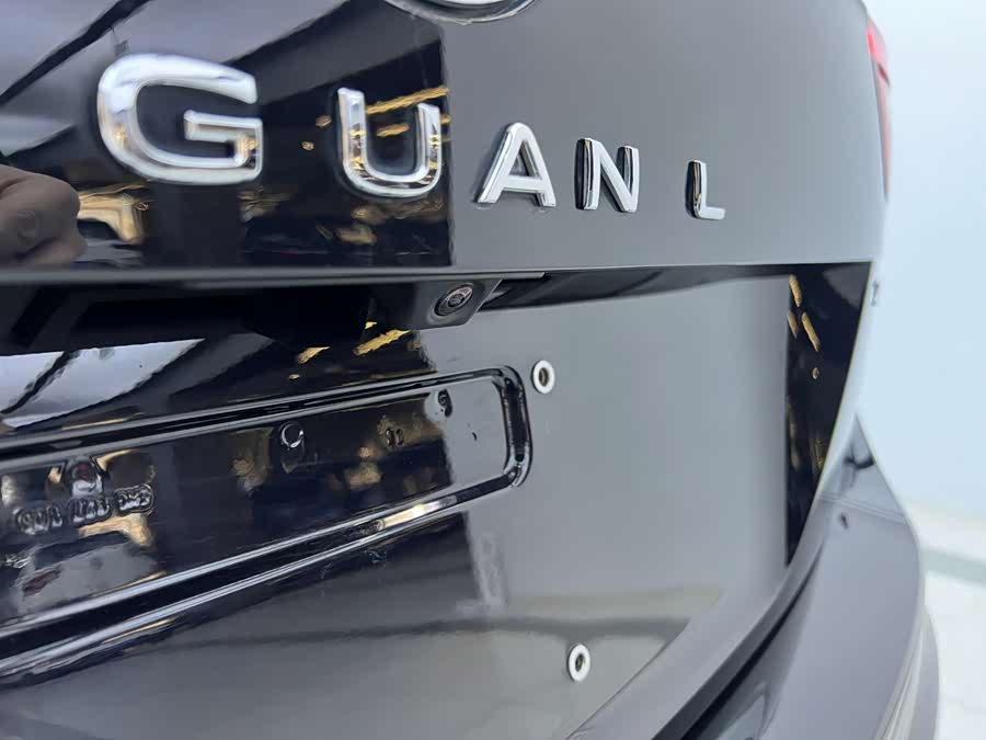 Volkswagen Tiguan L 2023 — фото 20