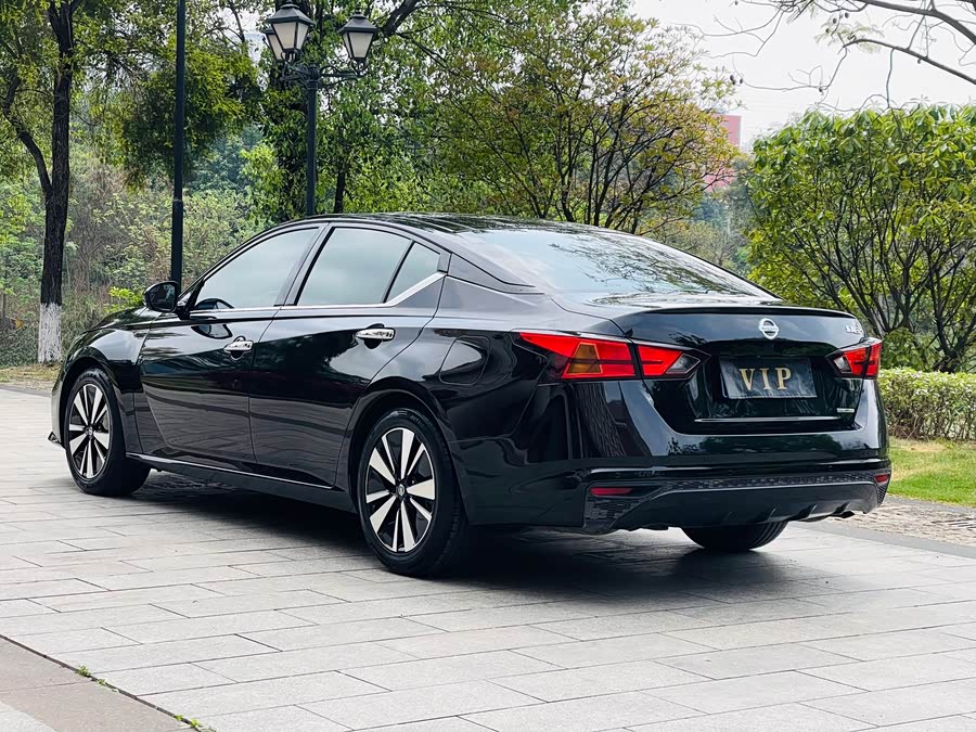 Nissan Teana 2021