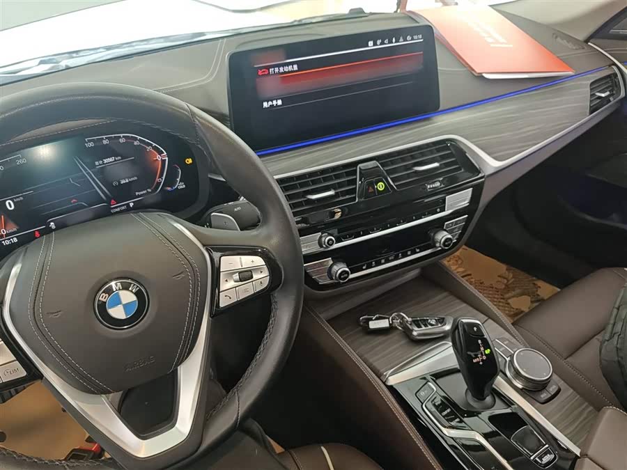 BMW 5 Series 2023 — фото 12