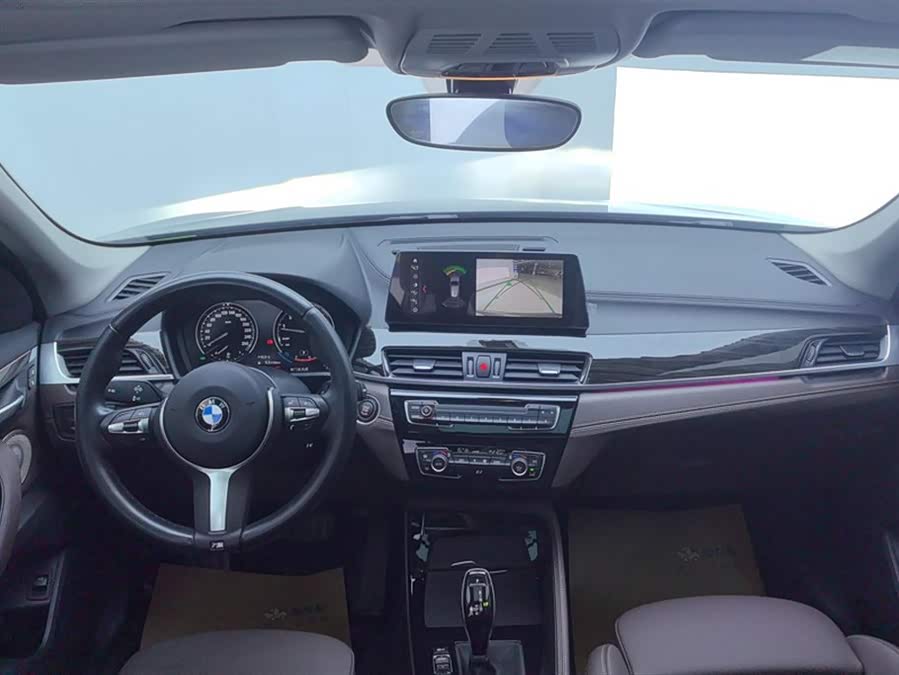 BMW X1 2022 — фото 12