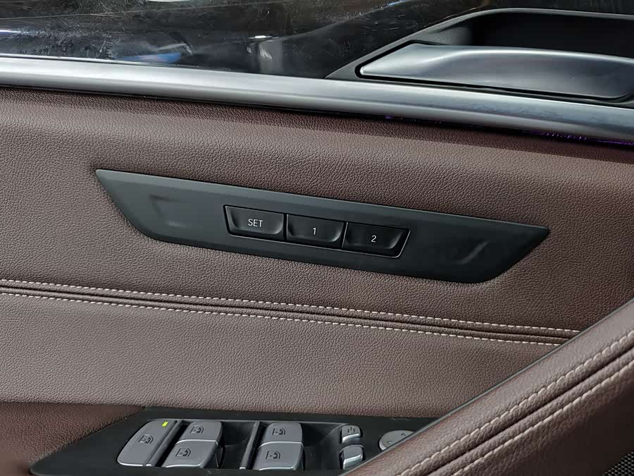 BMW 5 Series 2022 — фото 14