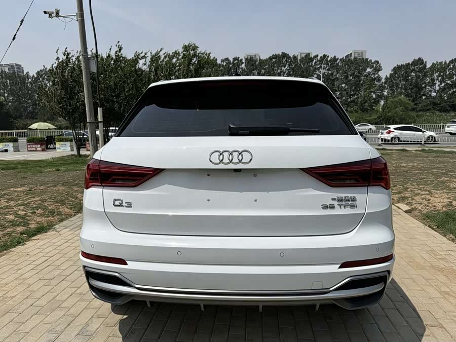 Audi Q3 2023