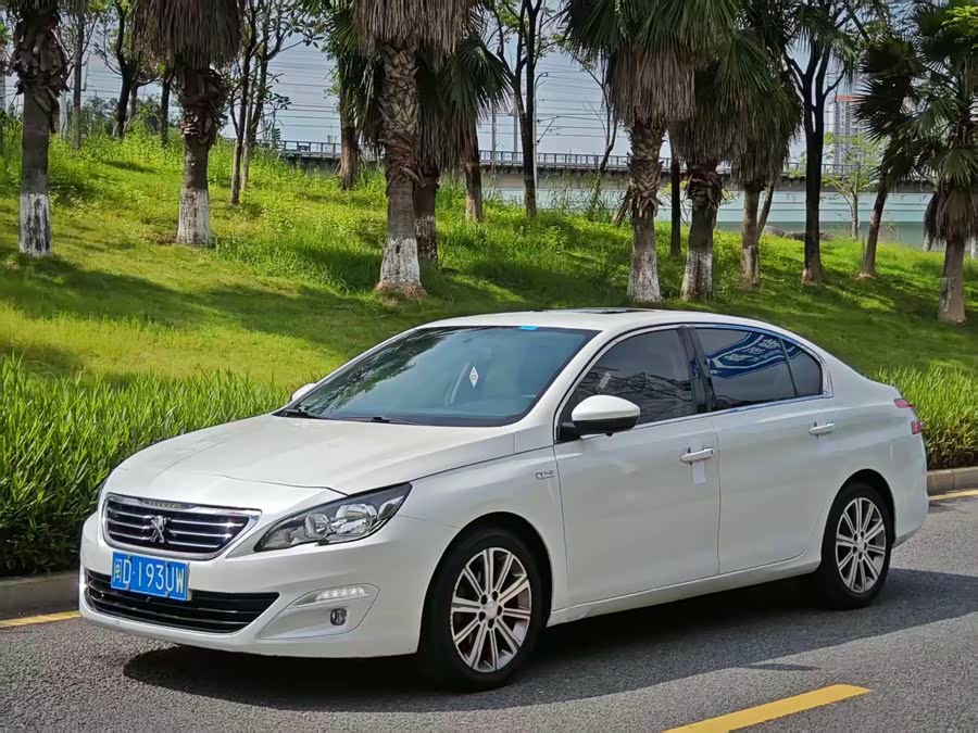 Peugeot 408 2015