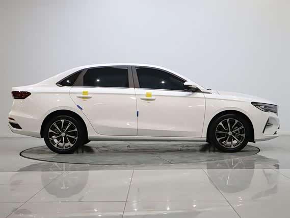 Geely Emgrand 2025 — фото 17