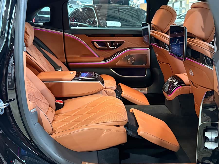 Mercedes-Benz Maybach S-Class 2021 — фото 10