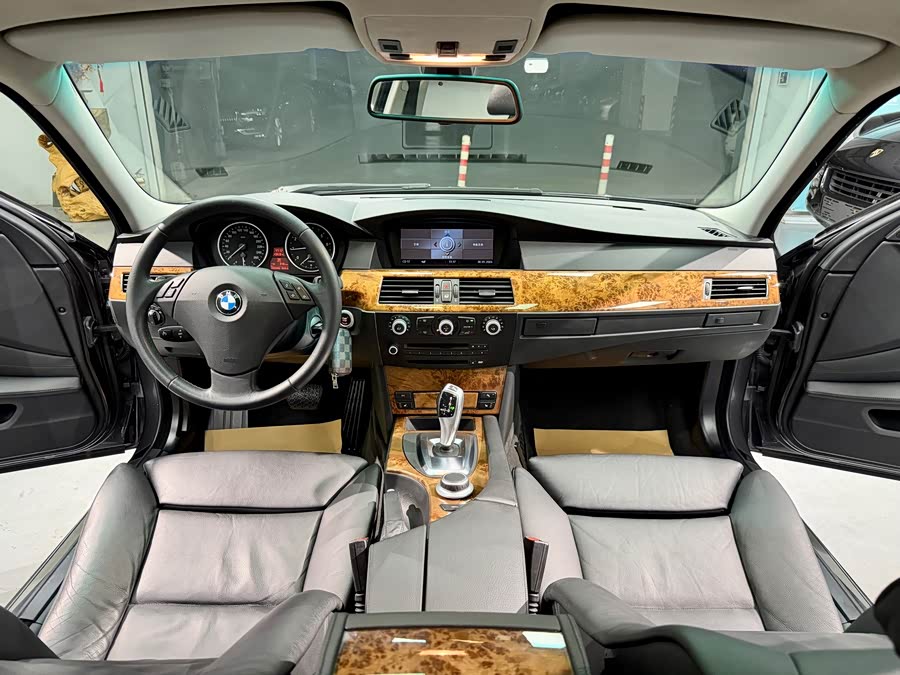 BMW 5 Series 2008 — фото 17