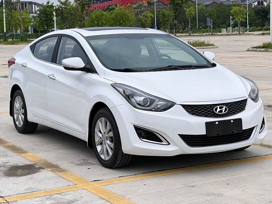 Hyundai Elantra 2016