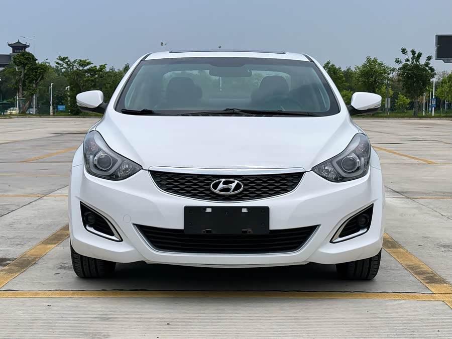 Hyundai Elantra 2016