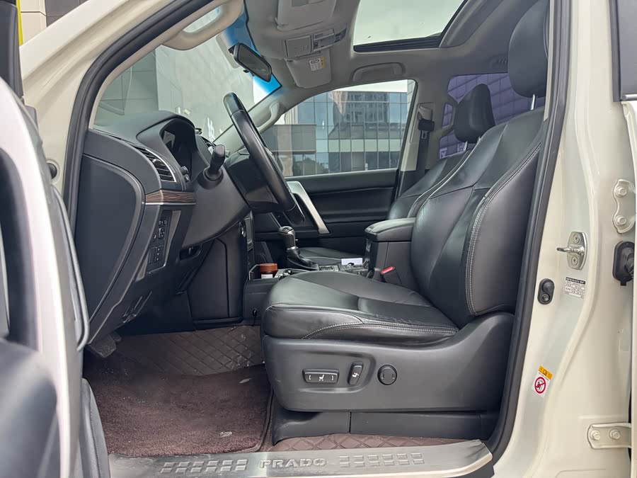 Toyota Prado 2019 — фото 11