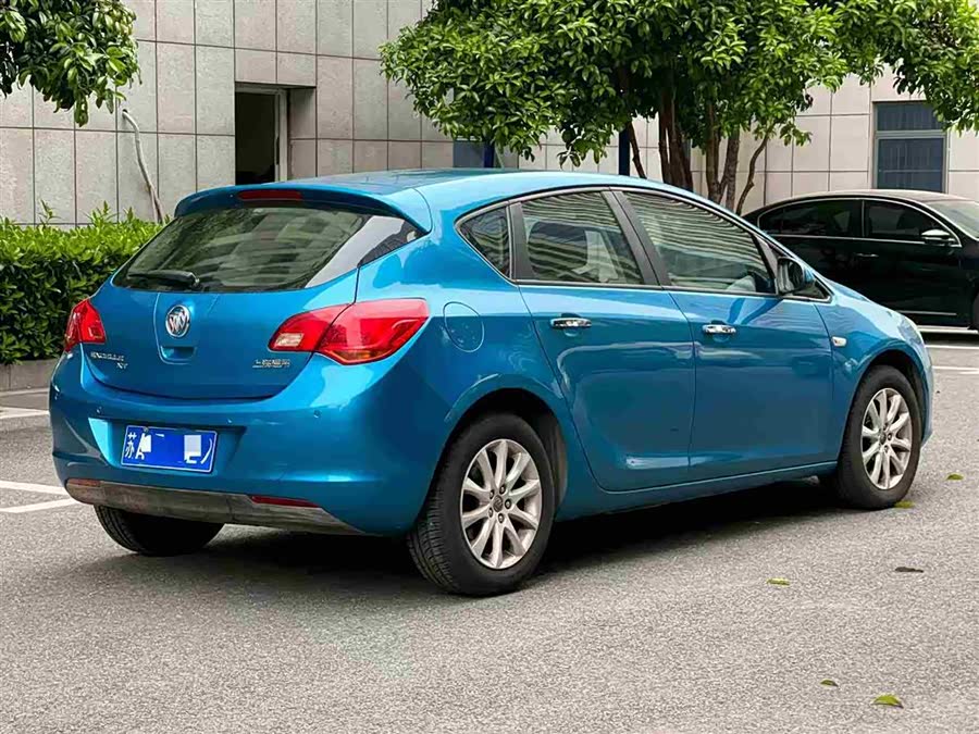 Buick Excelle 2010