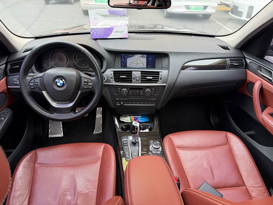 BMW X3 2012 — фото 9