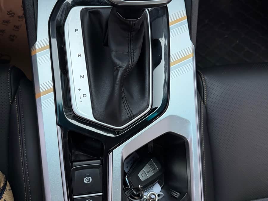 Geely Emgrand L 2022 — фото 10