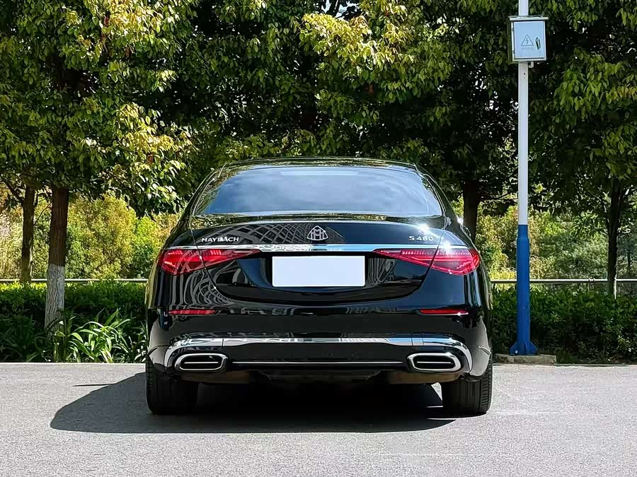 Mercedes-Benz Maybach S-Class 2023