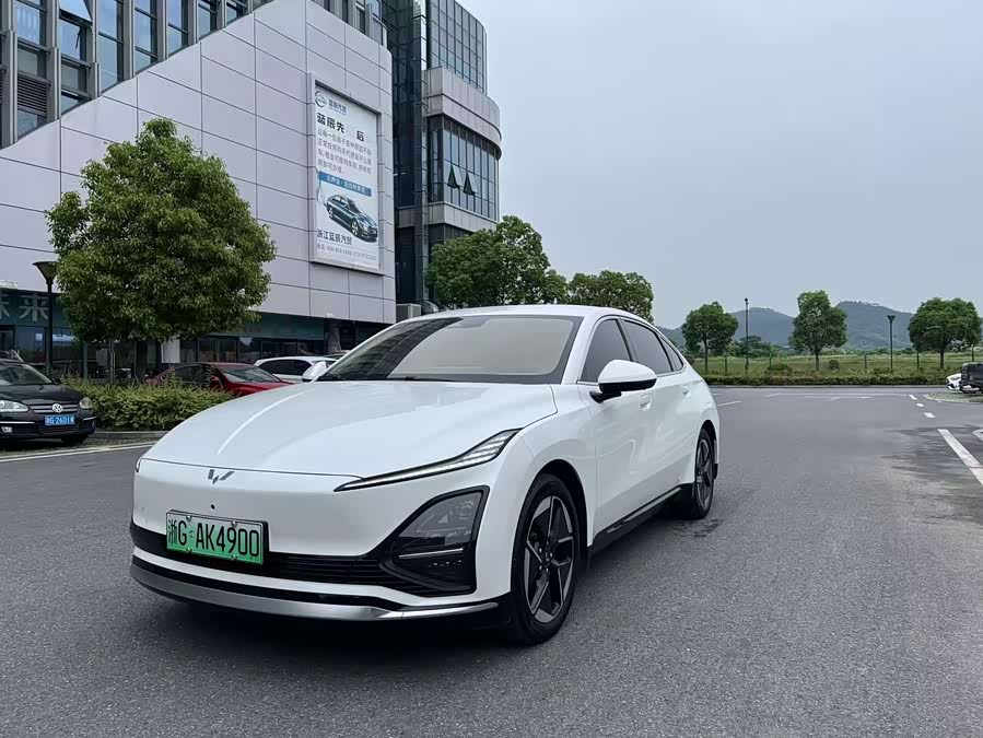Wuling Starlight 2024