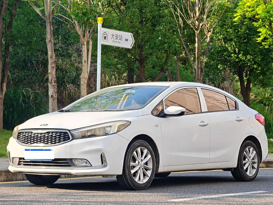 Kia K3 2016