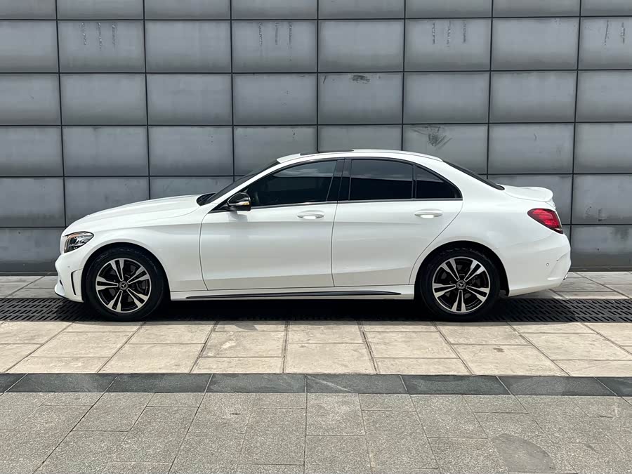 Mercedes-Benz C-Class 2019
