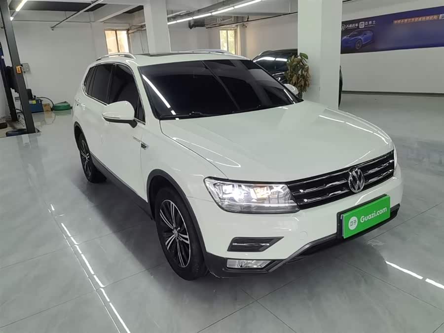 Volkswagen Tiguan L 2019