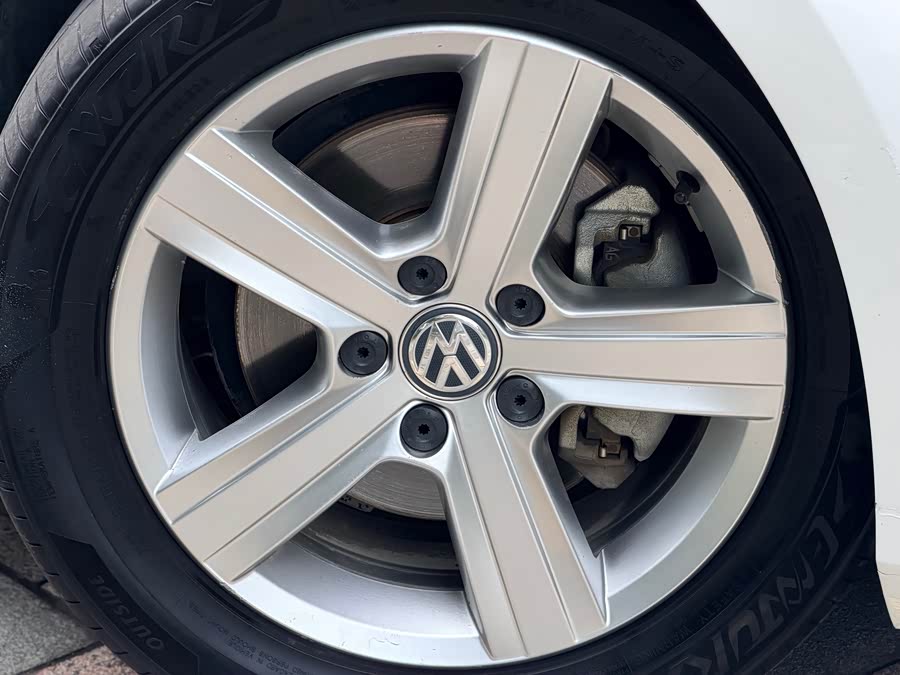 Volkswagen Golf 2015 — фото 16