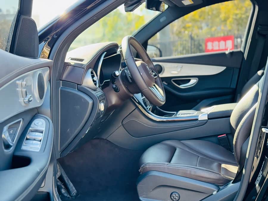 Mercedes-Benz GLC 2022