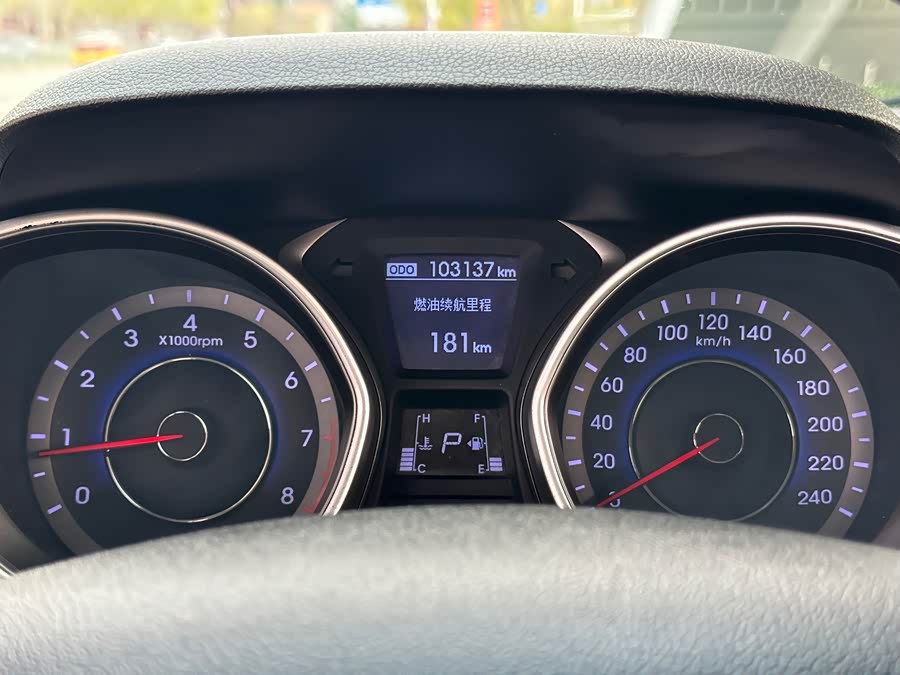 Hyundai Elantra 2016