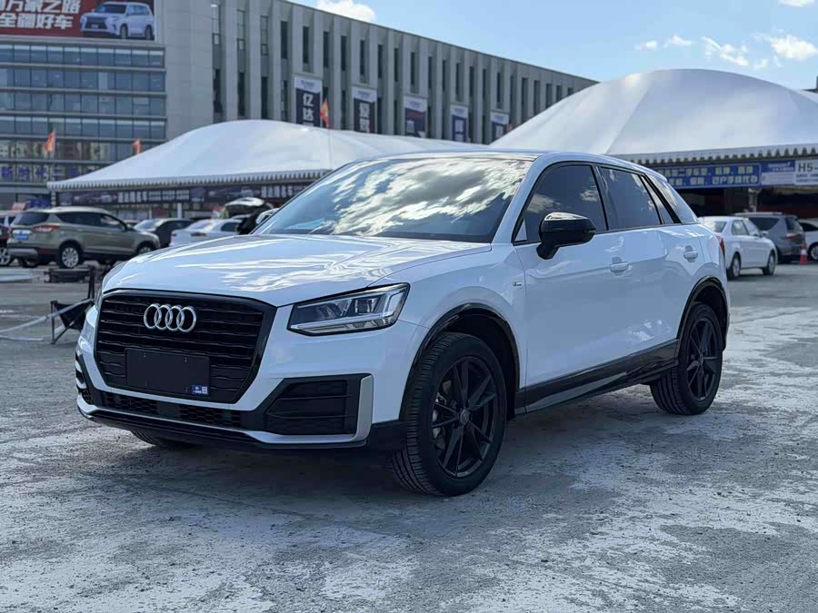 Audi Q2L 2021