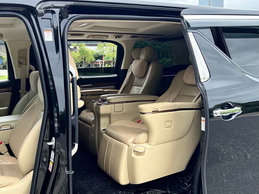 Toyota Alphard 2015 — фото 10