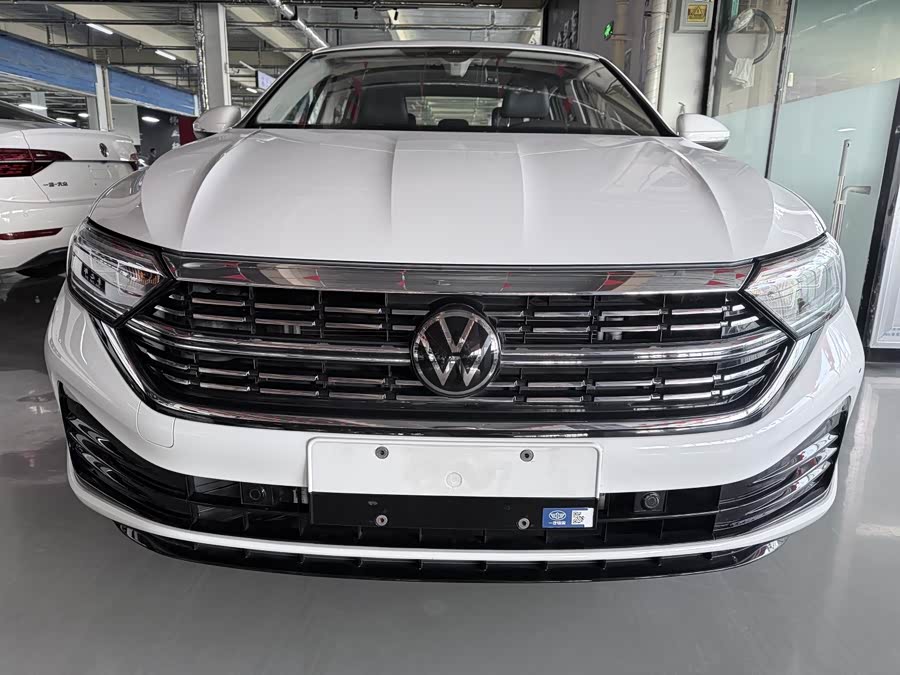 Volkswagen Sagitar 2023