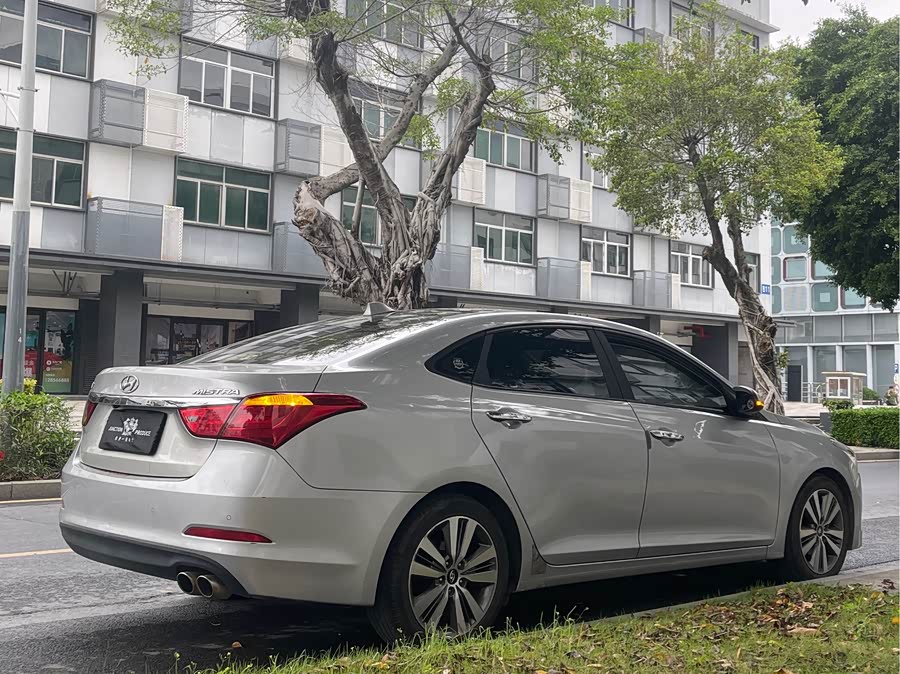 Hyundai Mistra 2014