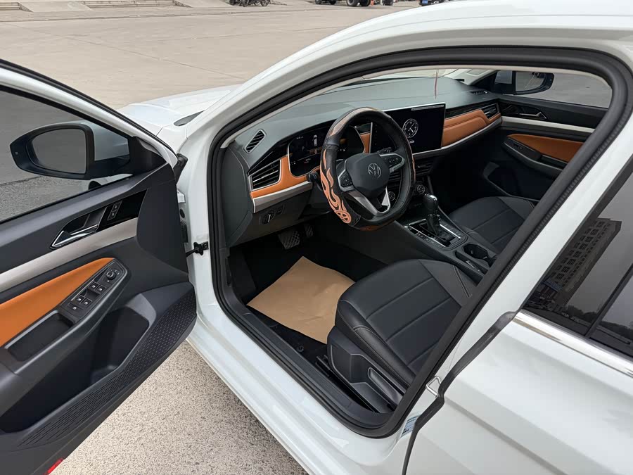 Volkswagen Bora 2024