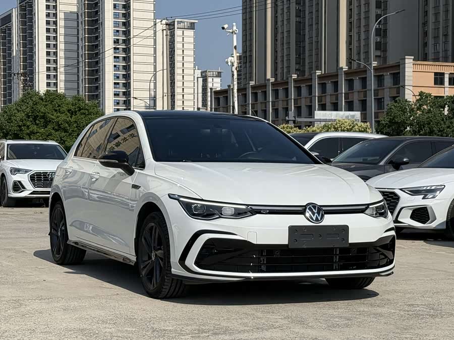Volkswagen Golf 2023
