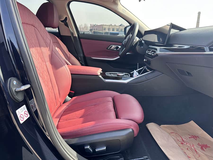 BMW 3 Series 2023 — фото 14