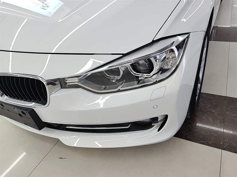 BMW 3 Series 2015 — фото 24