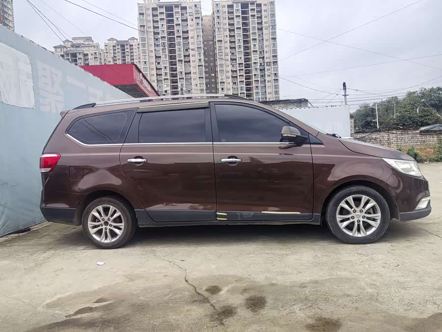Baojun 730 2014