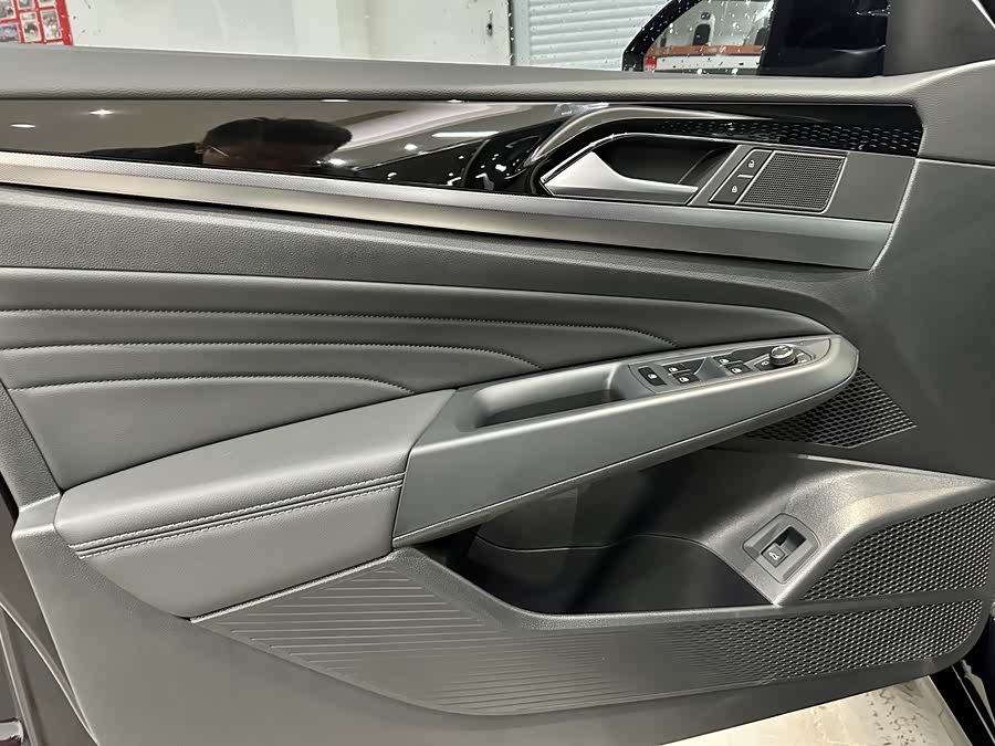 Volkswagen Passat 2023