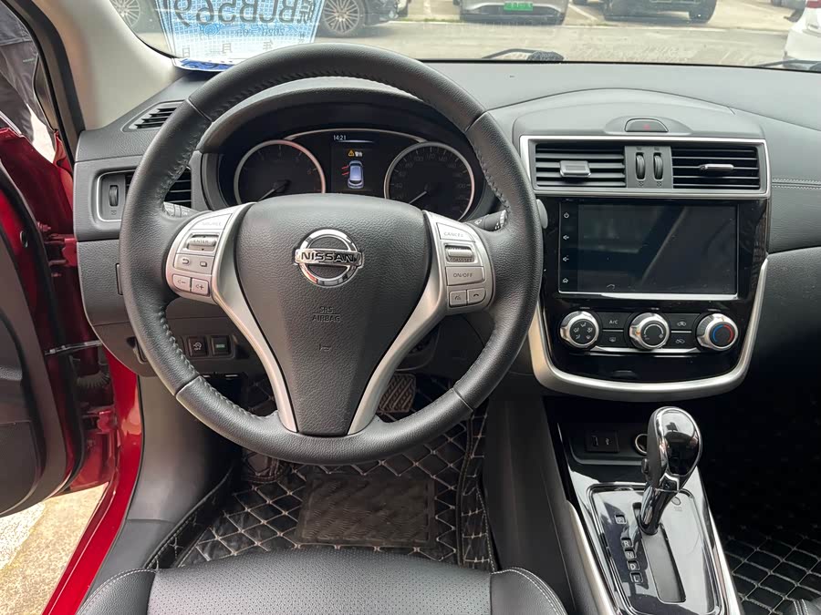 Nissan Tiida 2021