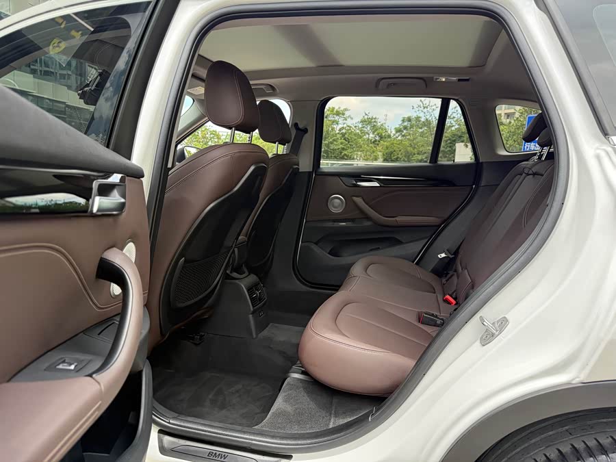 BMW X1 2021