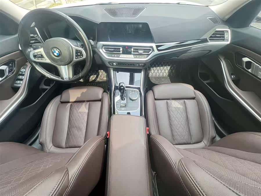 BMW 3 Series 2022 — фото 13