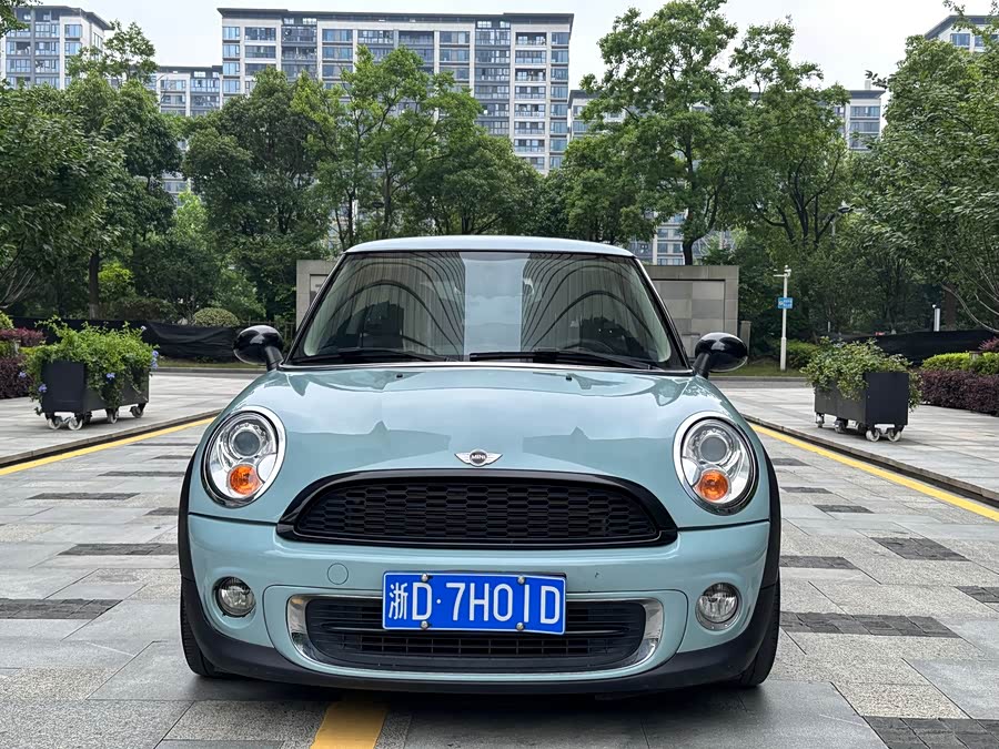 MINI MINI 2012