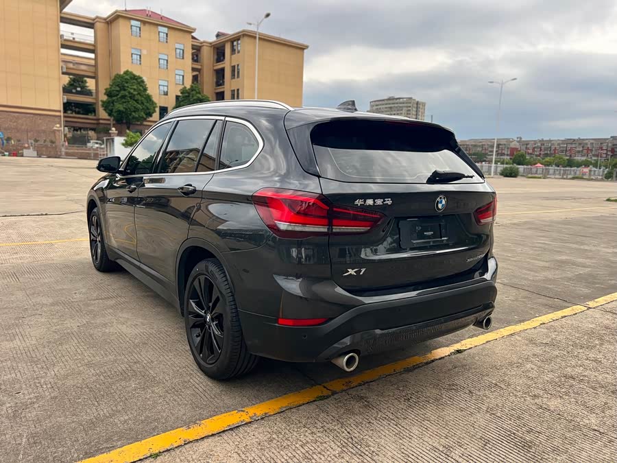 BMW X1 2021 — фото 12