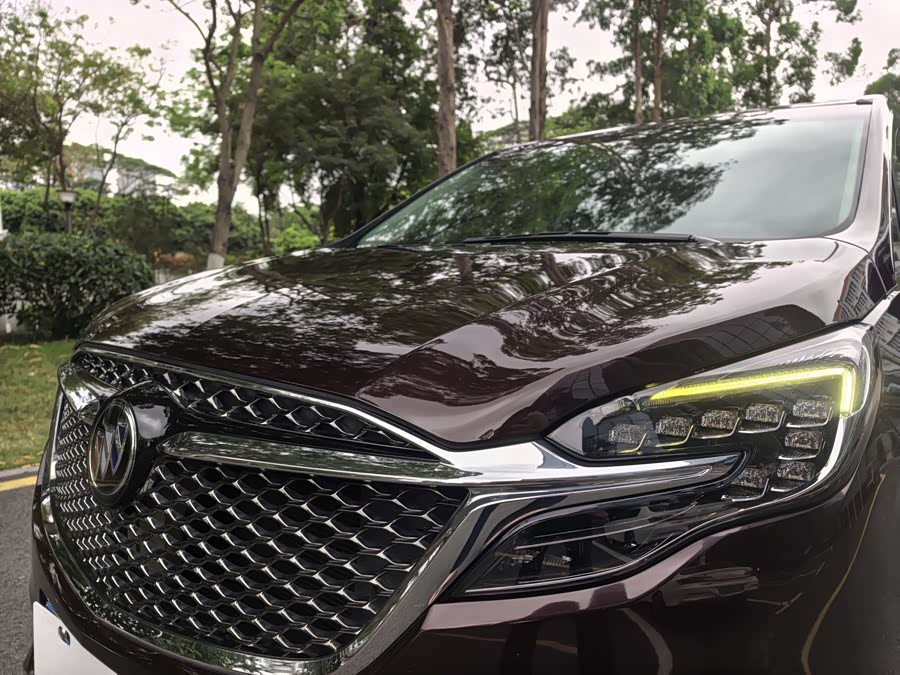Buick GL8 2020 — фото 24