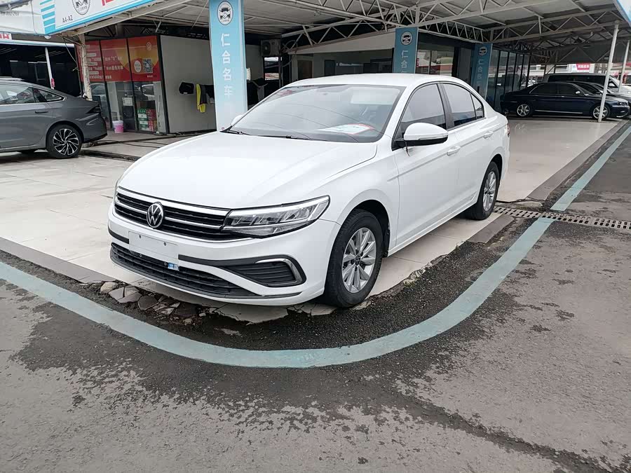 Volkswagen Bora 2023